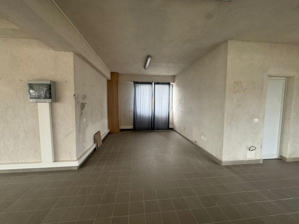 Magazine me qera, Prush!