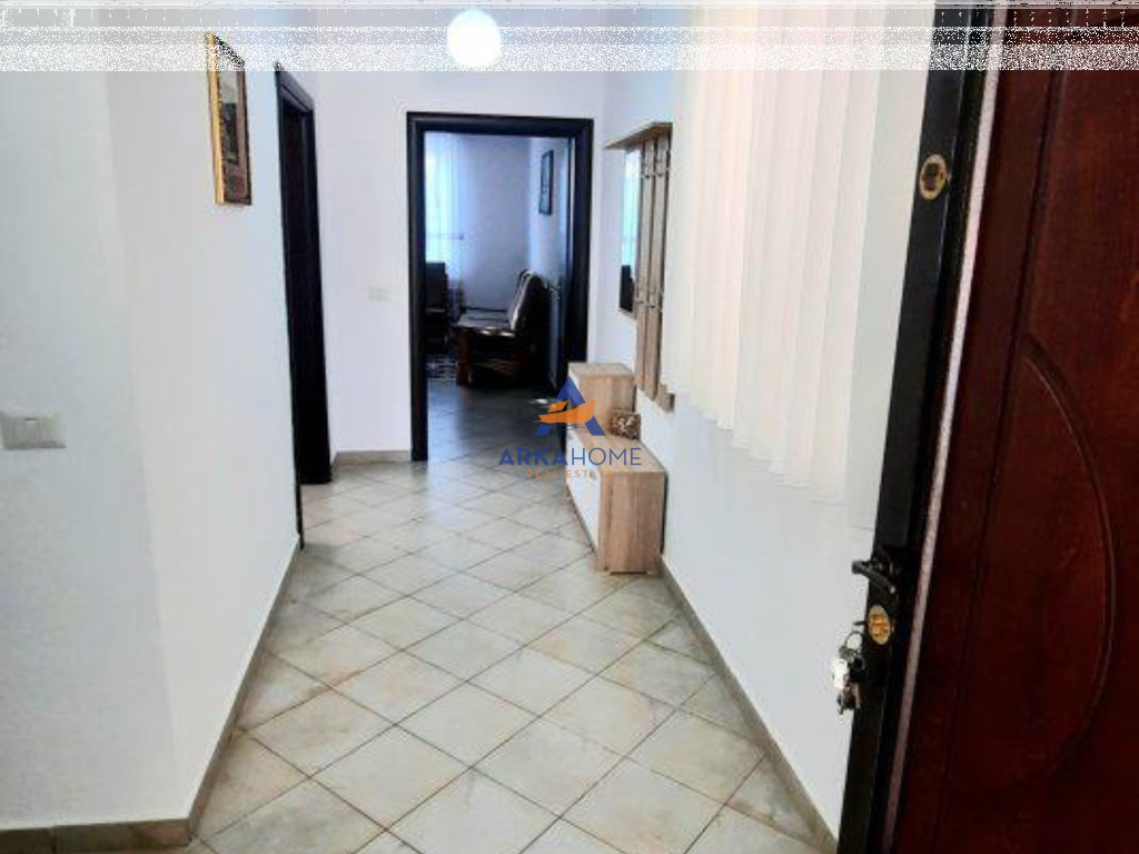 JEPET APARTAMENT ME QERA 2+1+BALLKON "BULEVARDI ZOGU I PARE" 500 EURO