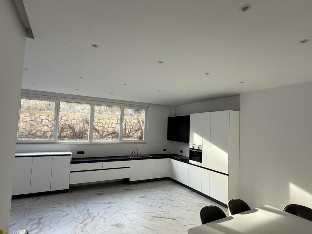 VILE NE SHITJE PRANE TEG