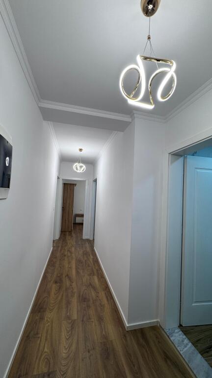 Apartament 2+1, Don Bosko!