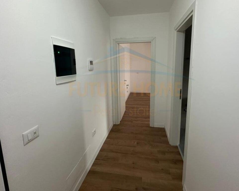 Rent, Apartment 2+1+2, Paris Commune, Tirana