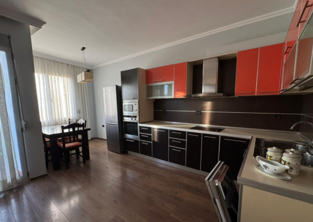 🏠 Apartment 2+1+2 for rent – Rruga e Dibrës  