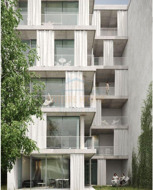 Shitet, Apartament 2+1+3+2 Poste parkimi, By Long Hill Residence, Tiranë.