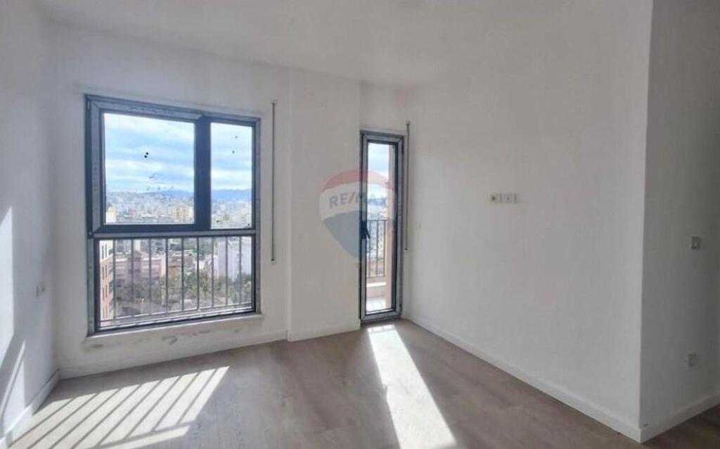 Apartament - Për Shitje - Rruga Qemal Stafa, Tiranë(ID: 530181096-203)