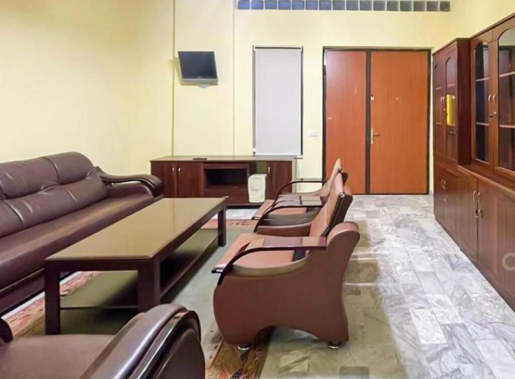 Rent | Business Premises | Kavaja Street | 650 €/month