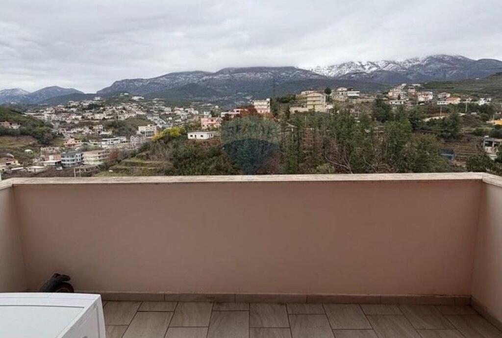 Shitet apartament 2+1 ne Shkoze (530191070-44)