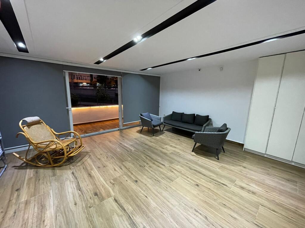 Apartment 2+1+2 for rent, Commune of Paris