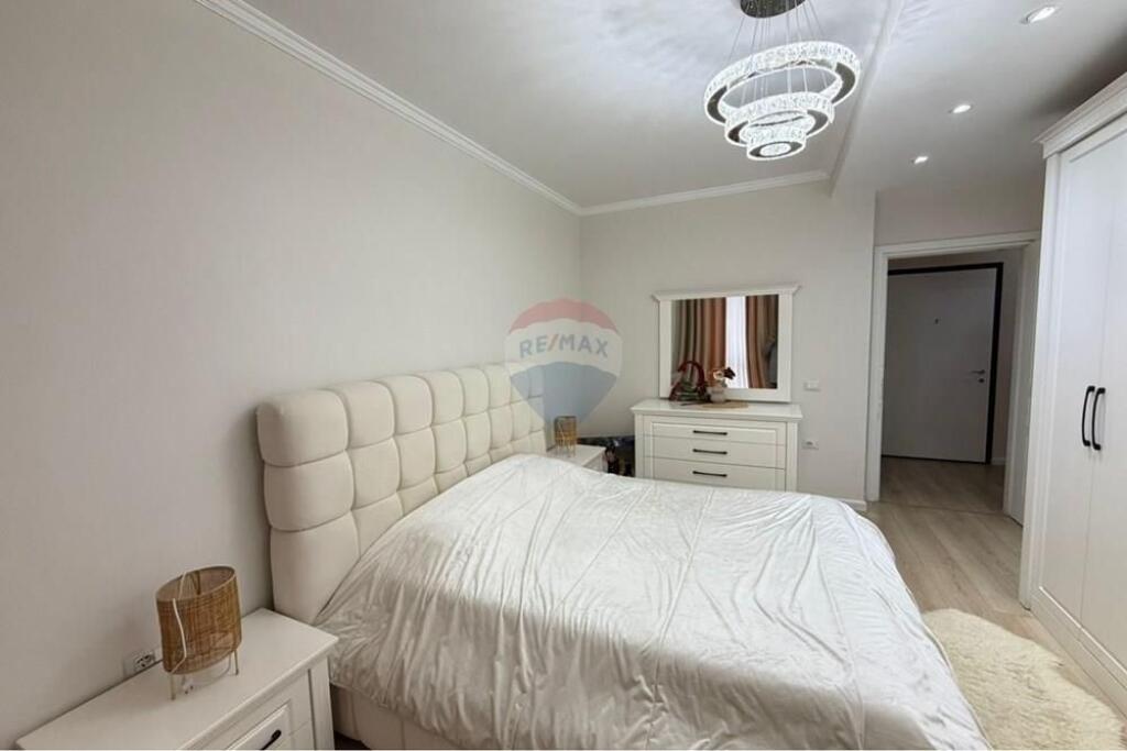 Apartament - Për Shitje - Shkozë, Tiranë(ID: 530191070-44)