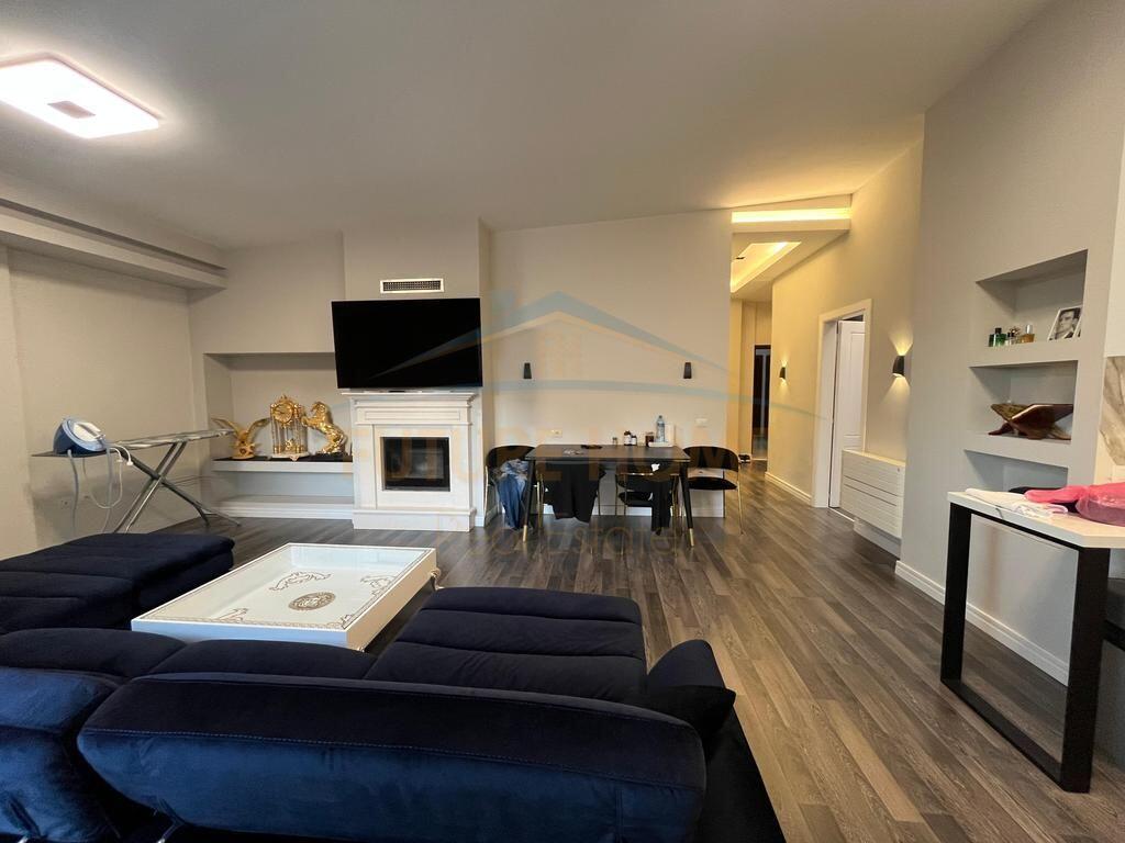 SHITET APARTAMENT 2+1+VERANDE TEK FZ, LIQENI I THATE