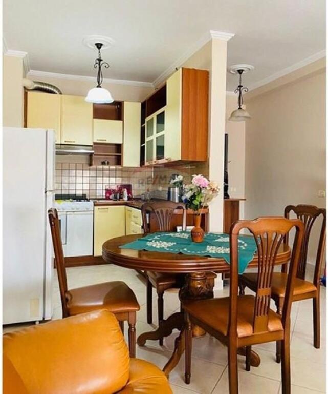 Apartament per qera 2+1+2 tek 21 Dhjetori