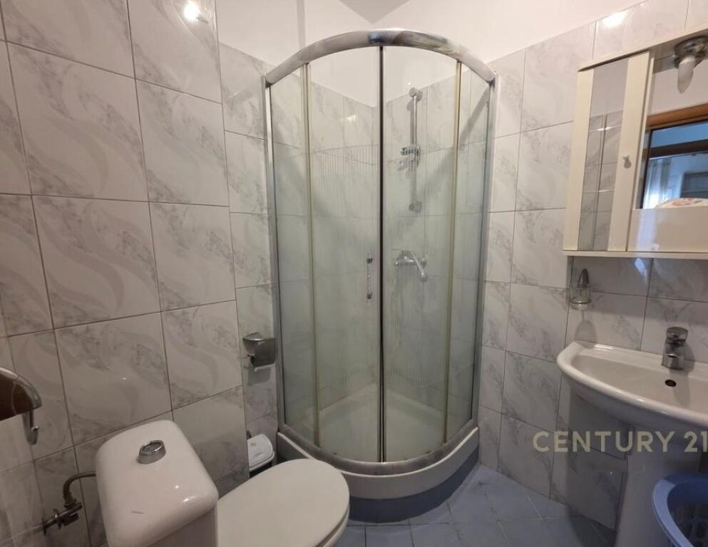 JEPET APARTAMENT 2+1+2 PER QIRA TE 21 DHJETORI