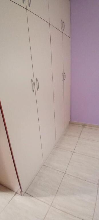 Jepet me qira 1+1 Rruga e Bogdaneve 550 mije leke