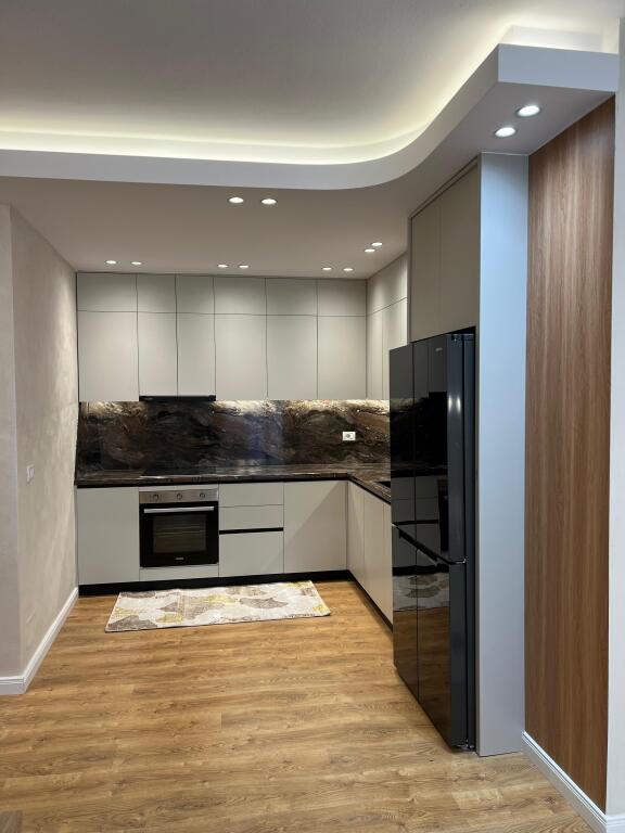 🏡 Shitet apartament 2+1 ne Astir prane Bar Artistit