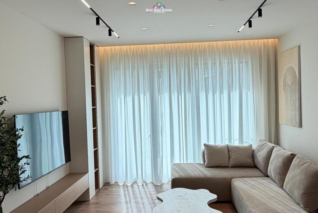 Apartament Me Qera 2+1+ Post Parkim Tek Liqeni i Thate (ID B2201685) Tirane