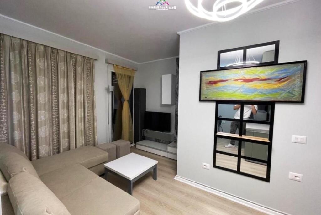 Apartament Me Qera 1+1 Tek ish Tregu Elektrik (ID B2101425) Tirane