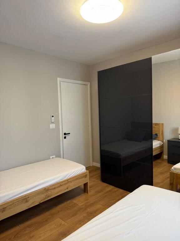 Apartment 2+1 for rent Jordan Misja Street