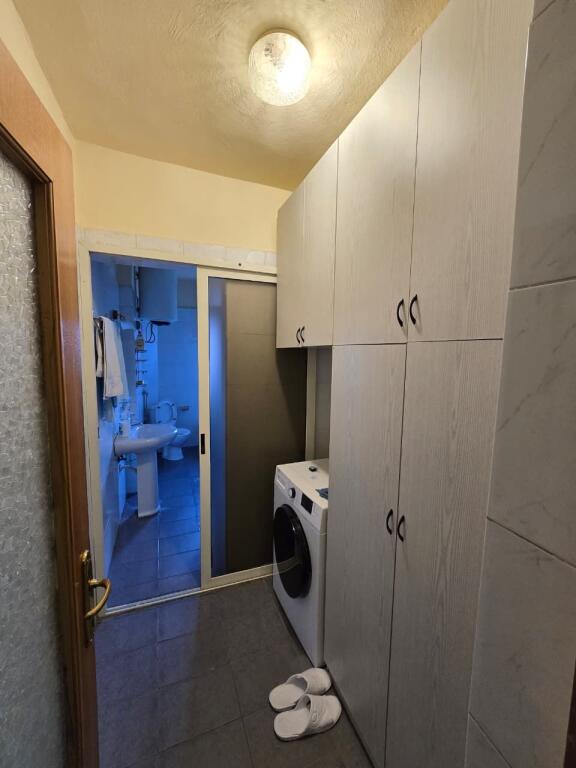 APARTAMENT 2+1 PER QERA TEK PAZARI I RI