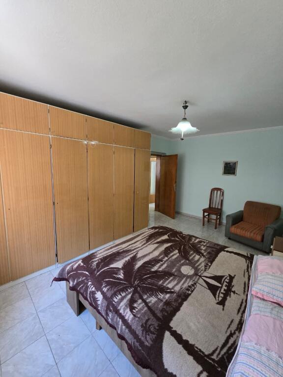 APARTAMENT 2+1 PER QERA TEK PAZARI I RI