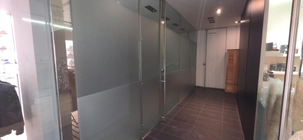 Shop / Office for Rent – Vesa Center, Bllok