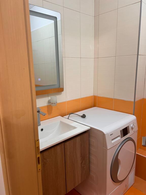 Jepet me qira 1+1 KODRA E DIELLIT PRANE ELEONORA 550€