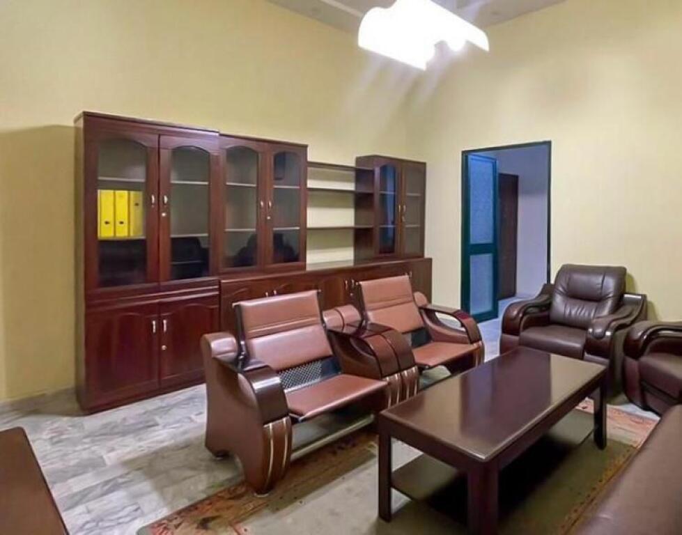 Rent | Business Premises | Kavaja Street | 650 €/month