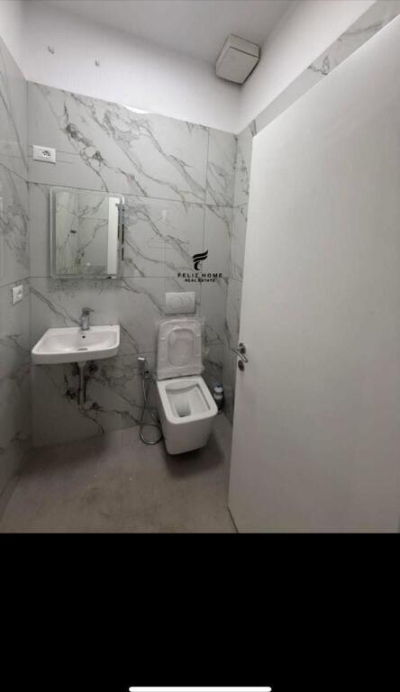 ZYRE ME QERA 33 M2 KOMUNA E PARISIT 55.000 LEKE