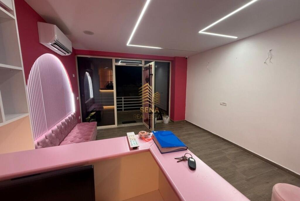 Rent, Business Premises, Shkoze – Tom Doshi Complex, 300 Euro/Month