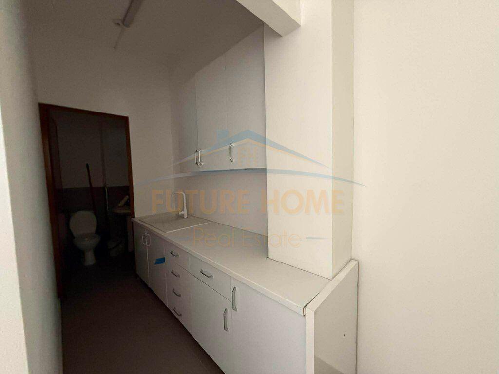 For Rent, Business Premises, Dritan Hoxha Street.