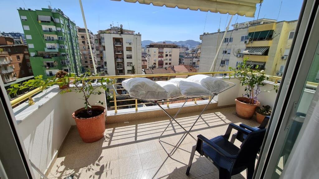 Apartment for rent – Bllok, Brigata VIII Street