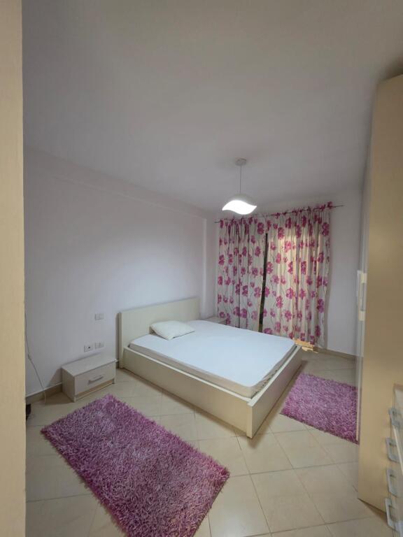 Apartament 2+1 me Qira Yzberisht Tirane