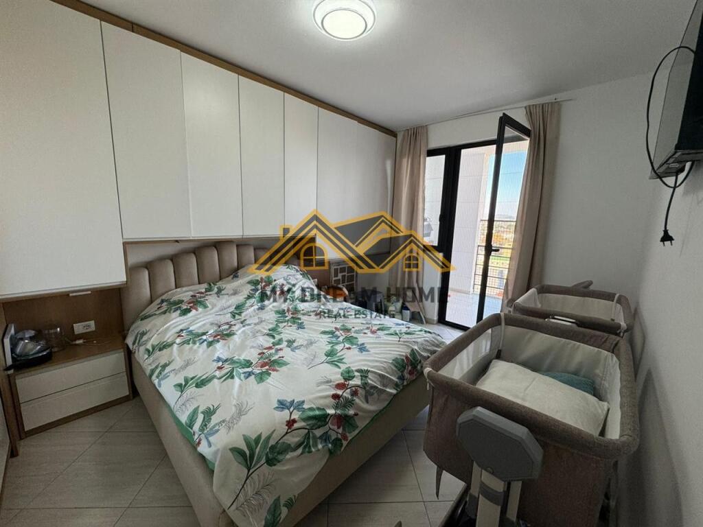 APARTAMENT 3+1+2 NE SHKOZET DURRES, PER SHITJE!