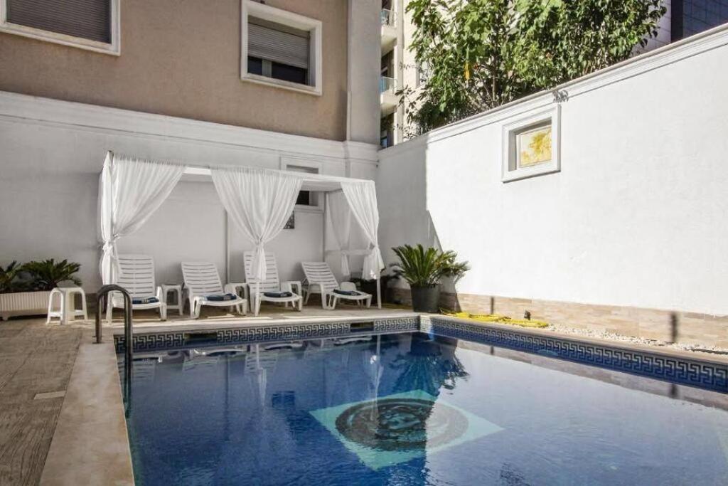 SHITET HOTEL 9-KATESHET 2.000.000 EURO