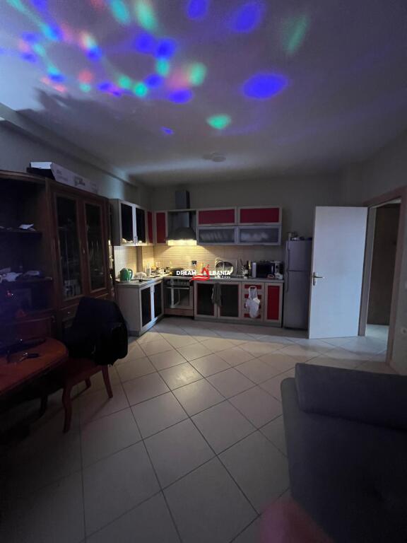 Appartamento in affitto 2+1+2wc con Posto Auto vicino a Kodres Diellit, Tirana (ID 42215463)