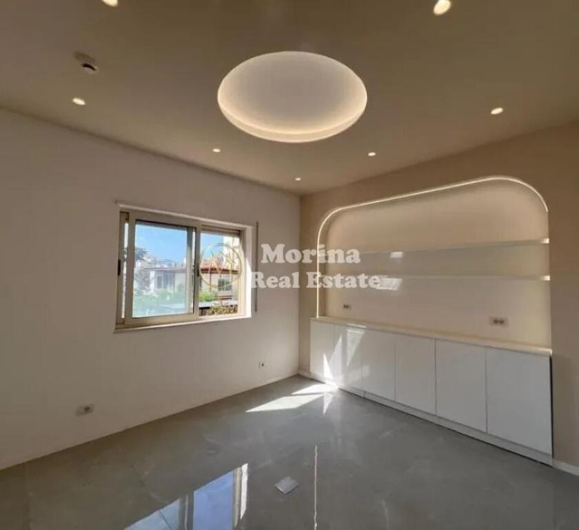 Rent | Business Premises | Train Station | 1600 €/month