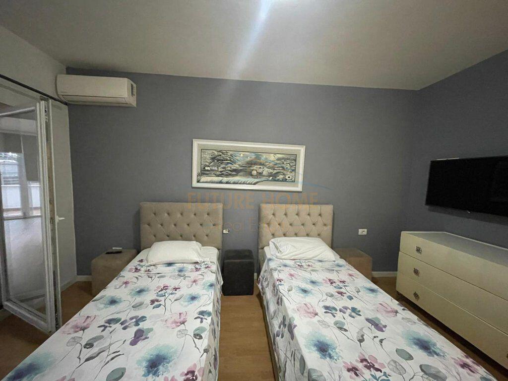 Rent, Apartment 2+1+2, Kristal Center, Paris Commune, Tirana