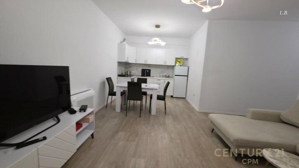 Apartament 2+1+2 TEK LIQENI I THATE