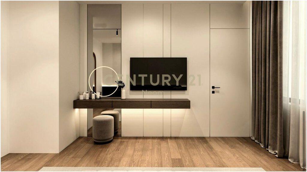 Appartamento 3+1+2 con Cortile Privato in Vendita – Lago Secco