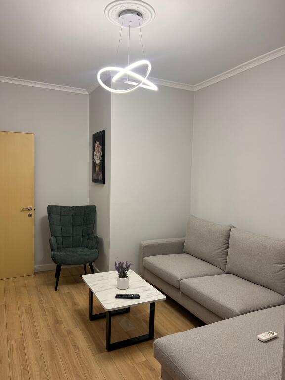 Jepet me qira 1+1 KODRA E DIELLIT PRANE ELEONORA 550€