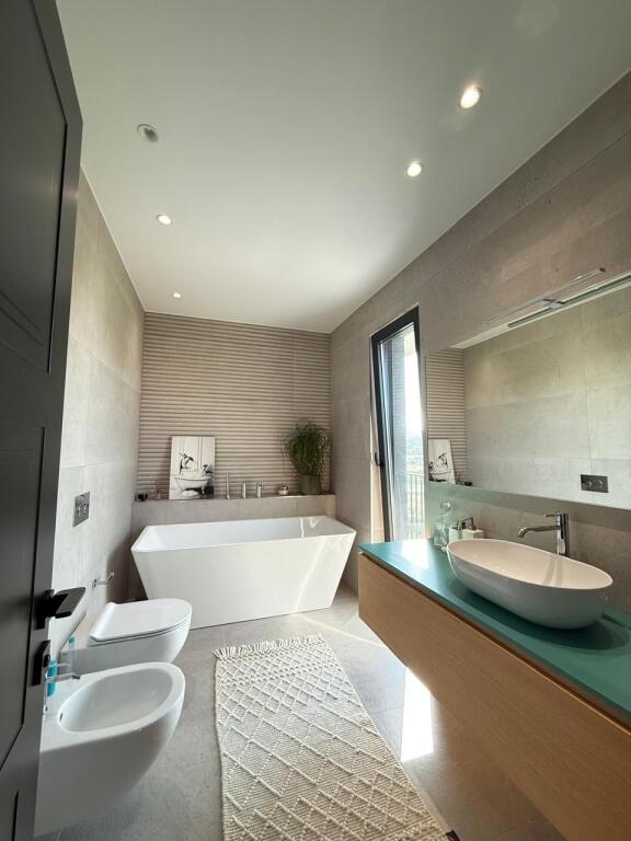 ⚜️ Vilë Luksoze me Qira – Pranë Zonës së Mulletit ⚜️