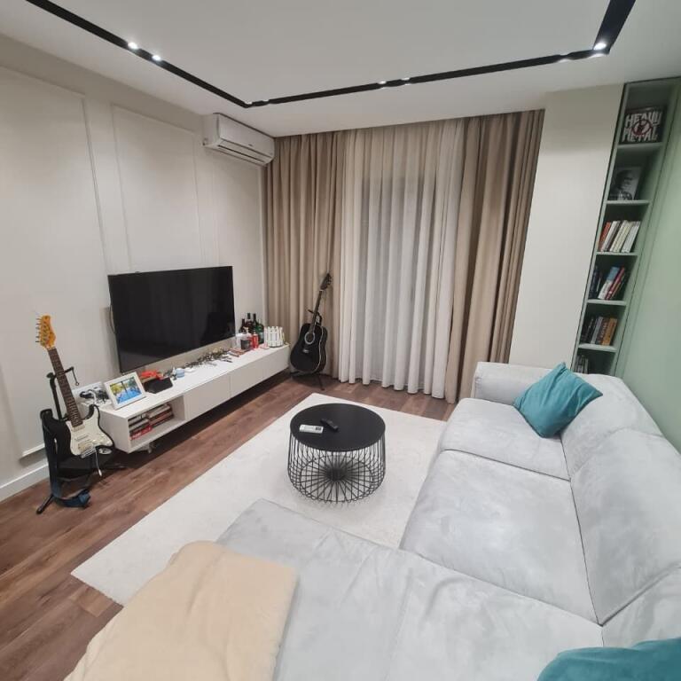 APARTAMNET 1+1 PER QERA NE YZBERISHT