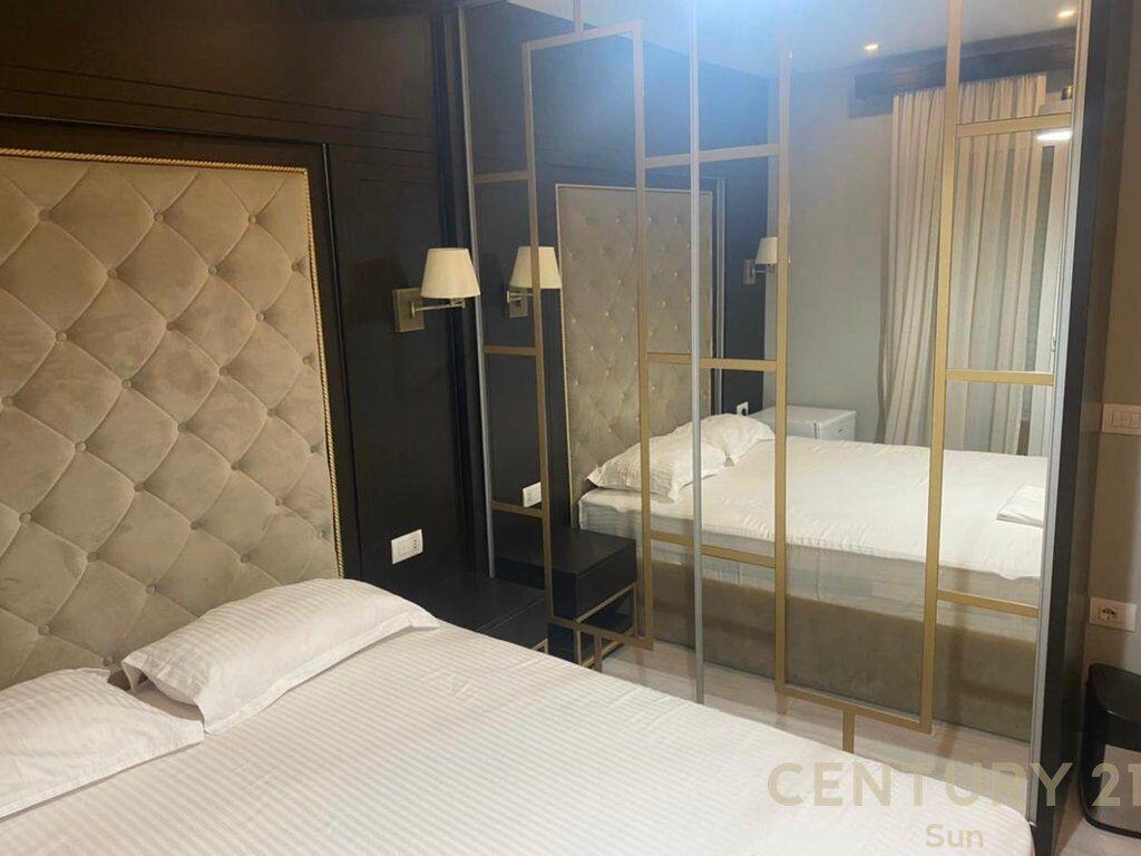 Jepet me Qira Apartament 3+1+2 – Sheshi Willson, Tiranë