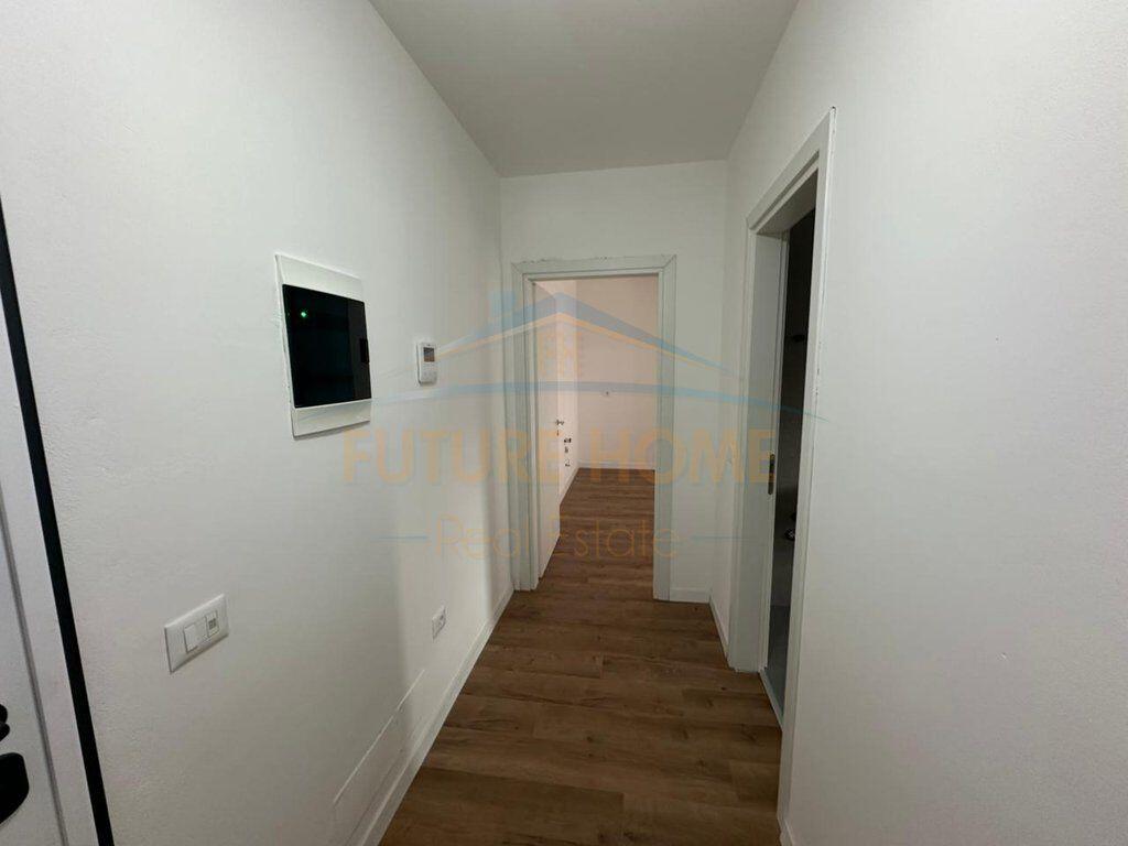 Qera , Apartament 2+1+2 , Komuna e Parisit , Tirane