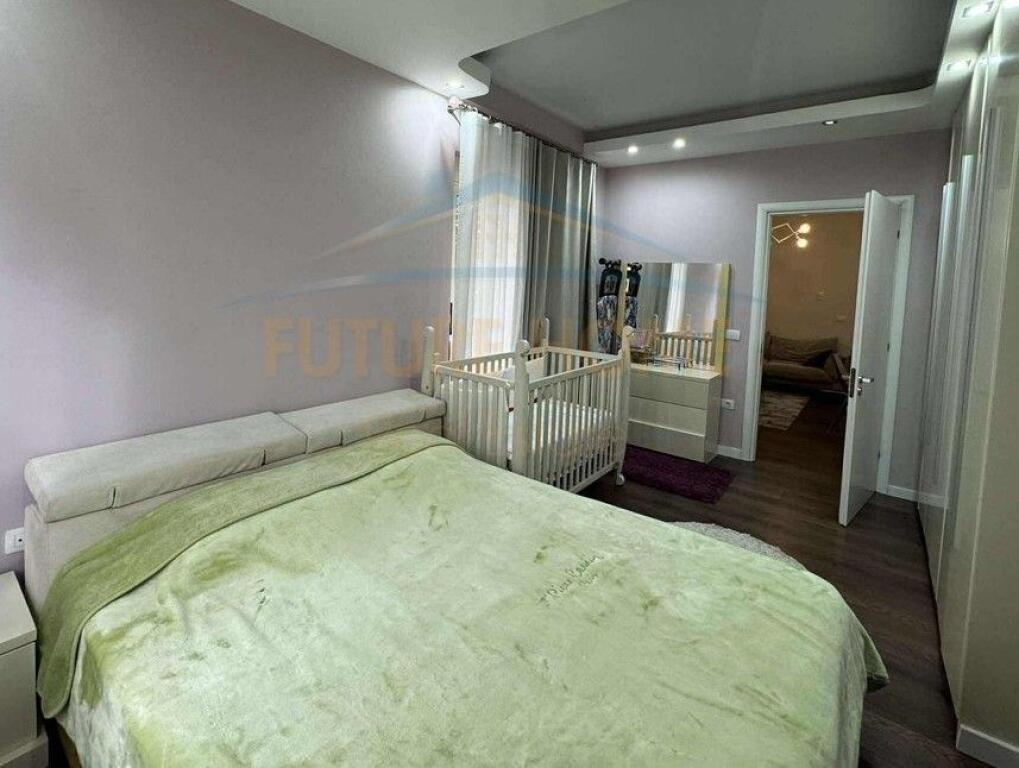 Affitto, Appartamento 1+1 +POSTO AUTO, Lago Secco, Tirana