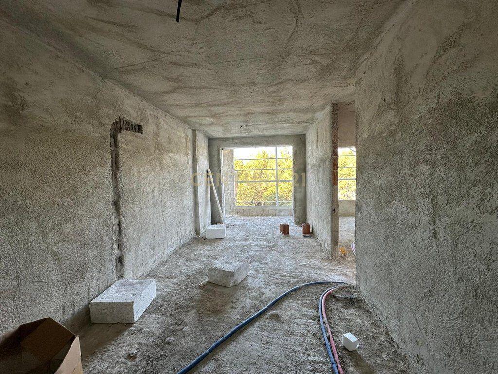 SHITET APARTAMENT NE QERRET 2+1