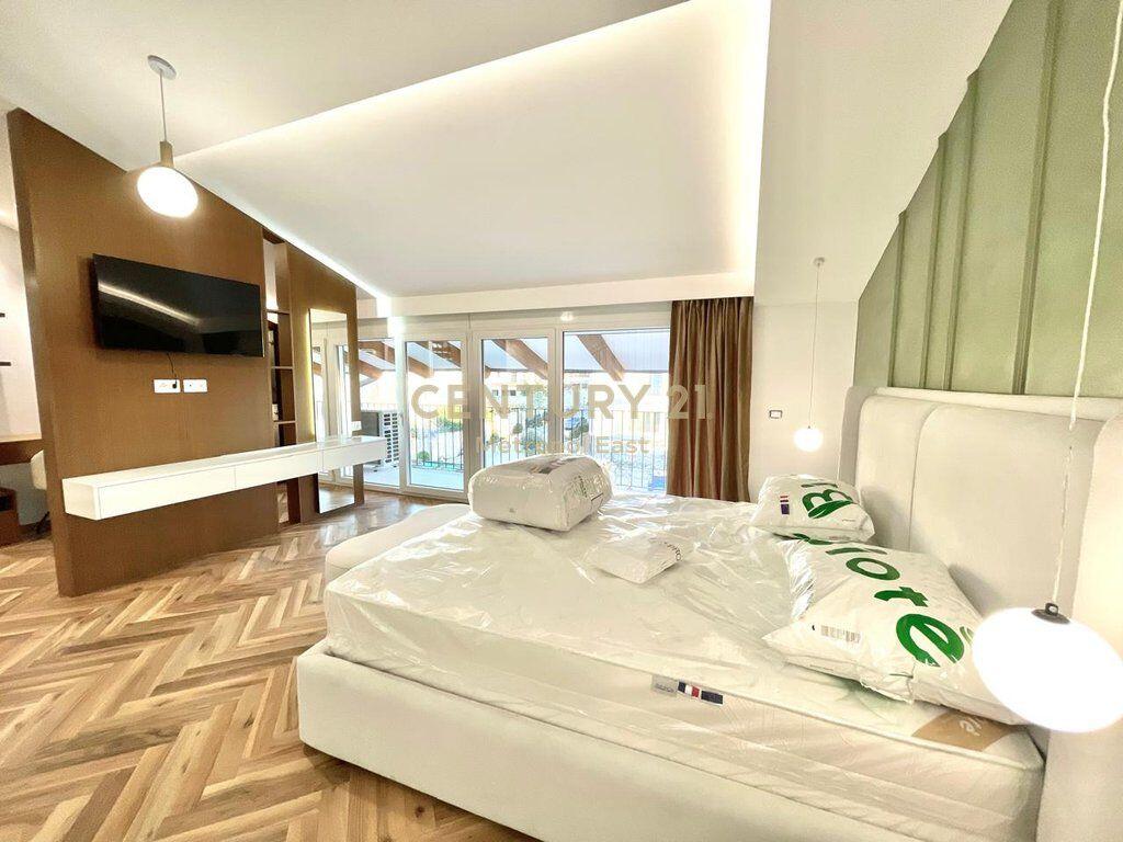 Penthouse 3+1+3 for Rent – Long Hill Residence, Tirana