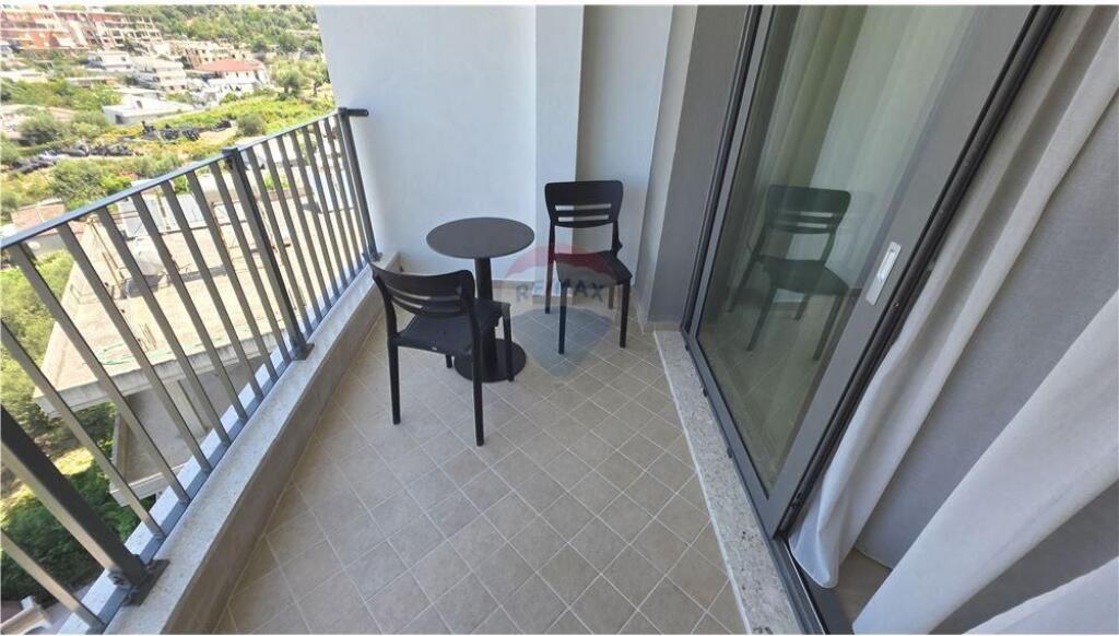 🏢 Apartament 1+1 për Shitje – Lungo Mare, Vlorë