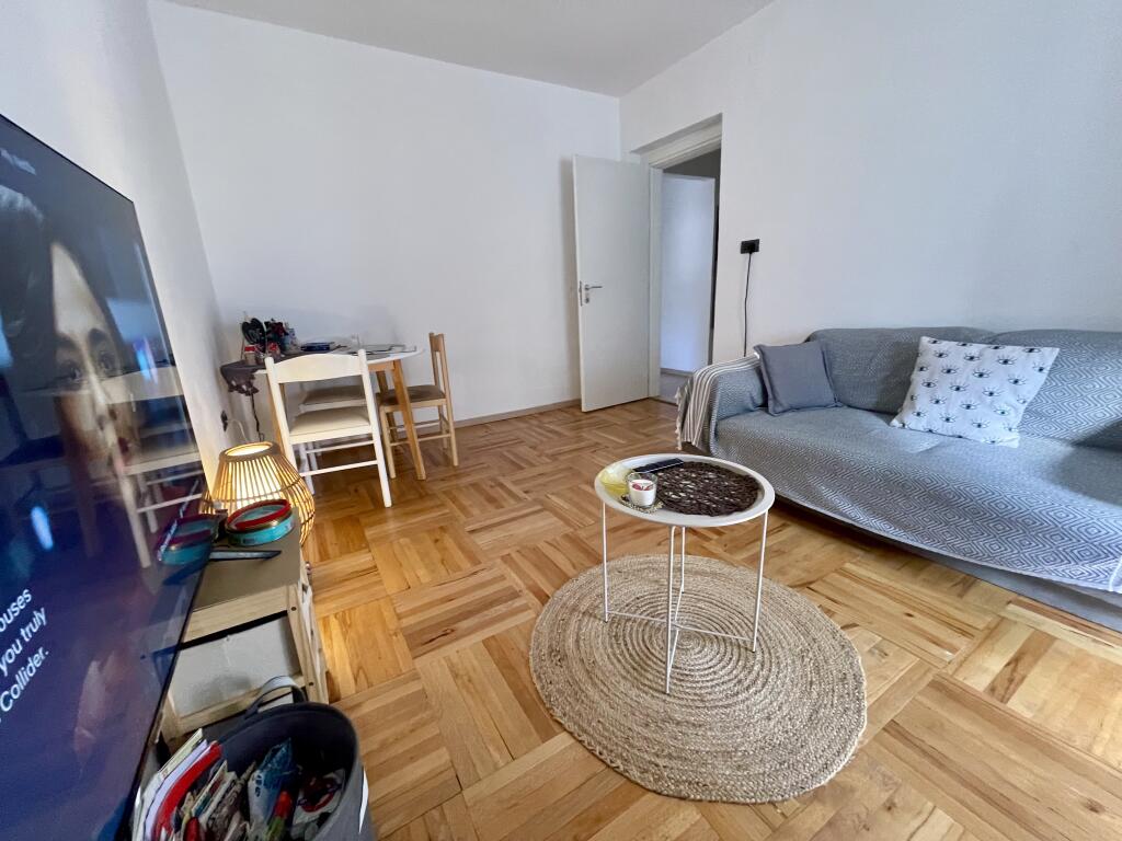 Apartament me qira