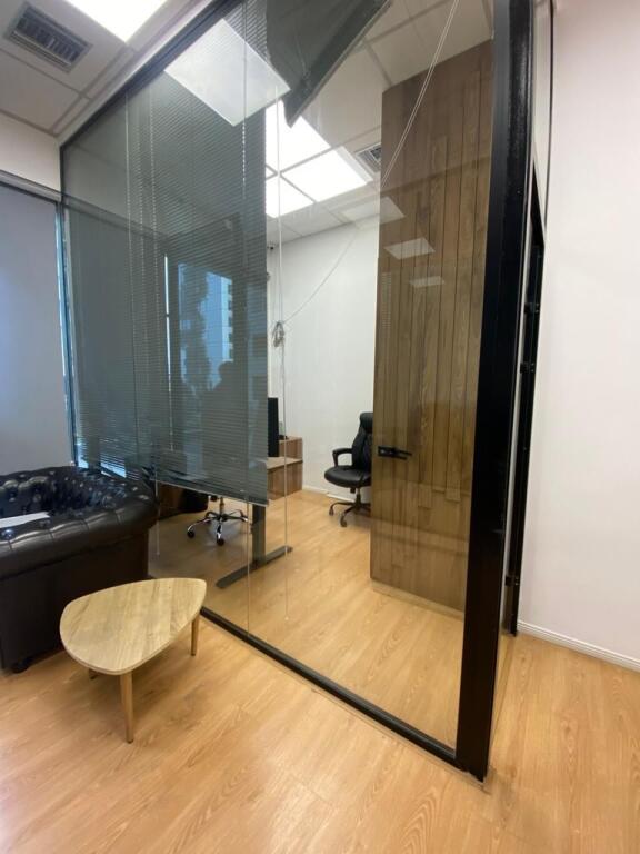 📌 BUSINESS PREMISES FOR SALE IN THE SQUARE 21 COMPLEX