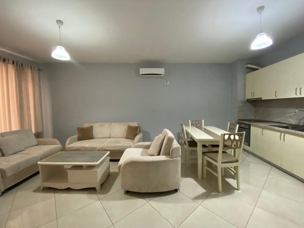 Apartament 2+1 per Qira Kinostudio