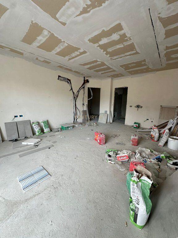 Apartment 1+1 for sale near Bardhyl Street